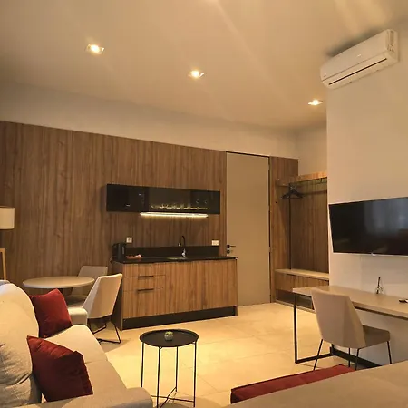 Luxury Guest house *